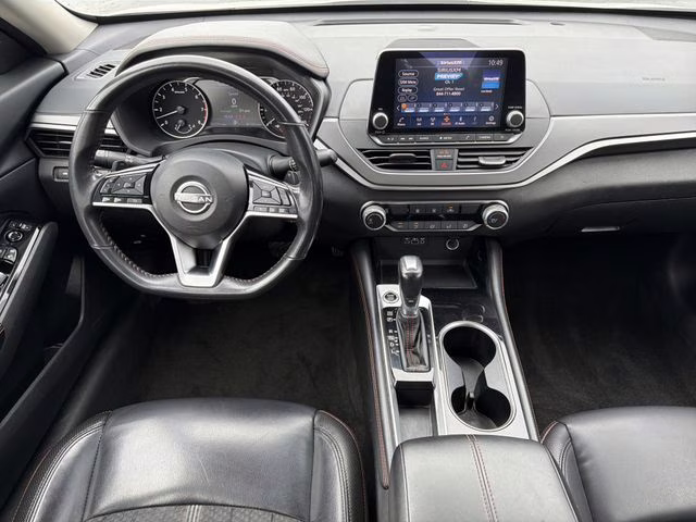 2024 Glacier White Nissan Altima 2.5 SR FWD Sedan