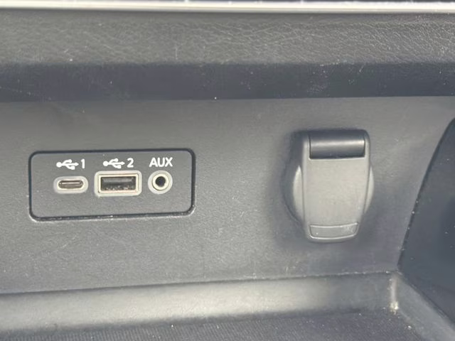 2024 Glacier White Nissan Altima 2.5 SR FWD Sedan