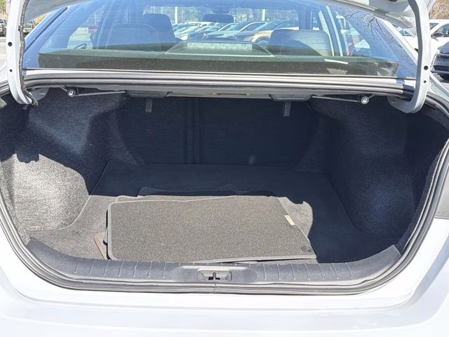 2024 Gray Sky Pearl Nissan Altima 2.5 SR FWD Sedan