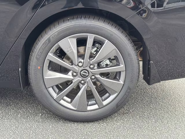 2026 Super Black Nissan Sentra SL FWD Sedan