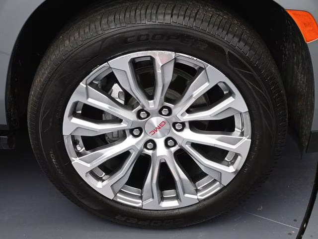 2023 Sterling Metallic GMC Yukon Denali RWD SUV