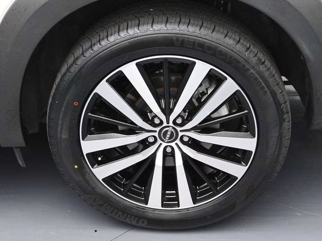 2023 Pearl White Tricoat Nissan Pathfinder Platinum 4X4 SUV