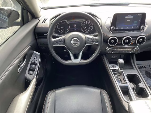 2023 Gun Metallic/Super Black Nissan Sentra SR FWD Sedan