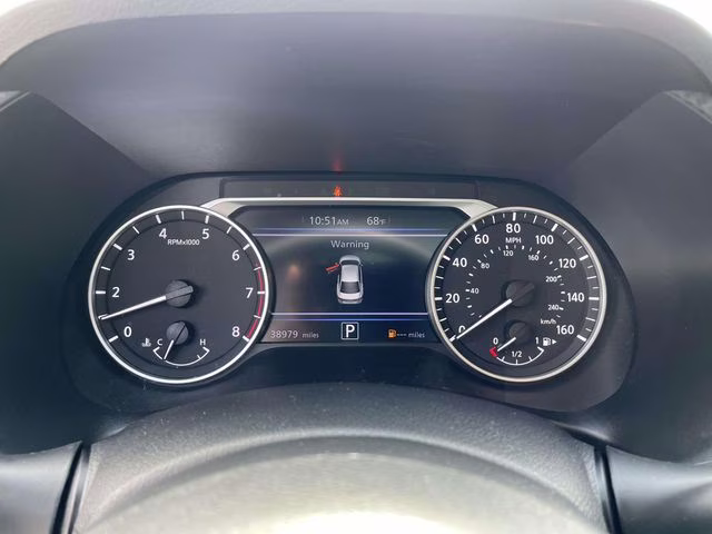 2023 Gun Metallic/Super Black Nissan Sentra SR FWD Sedan