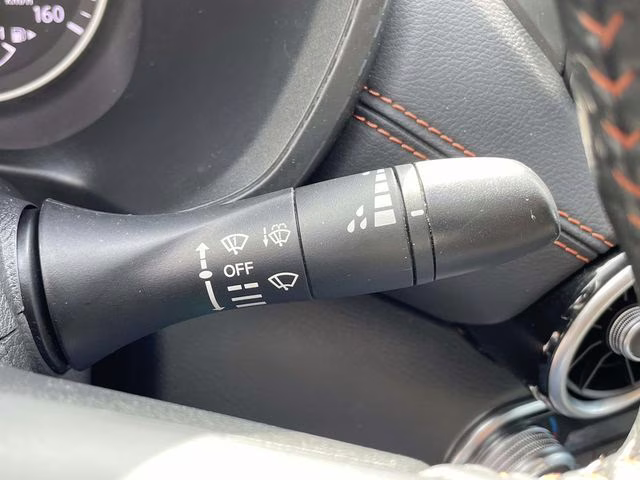 2023 Gun Metallic/Super Black Nissan Sentra SR FWD Sedan