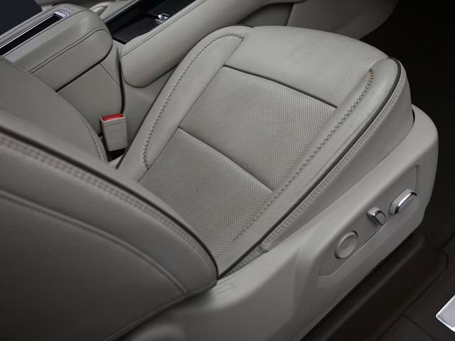 2023 Sterling Metallic GMC Yukon Denali RWD SUV