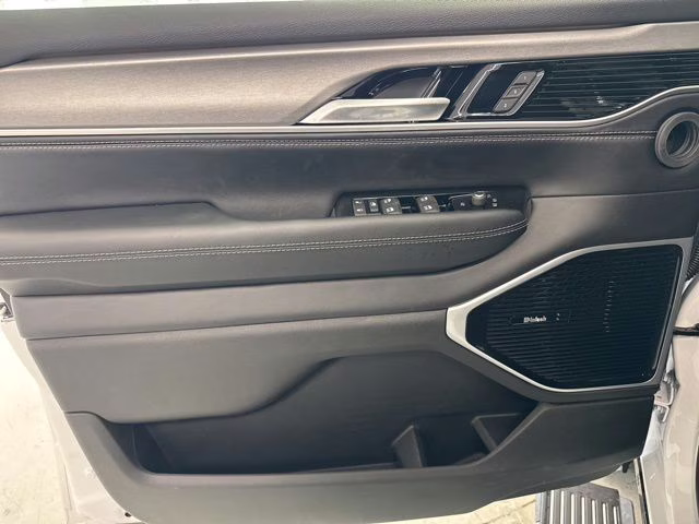 2026 Bright White Clearcoat Jeep Grand Wagoneer Limited 4X4 SUV