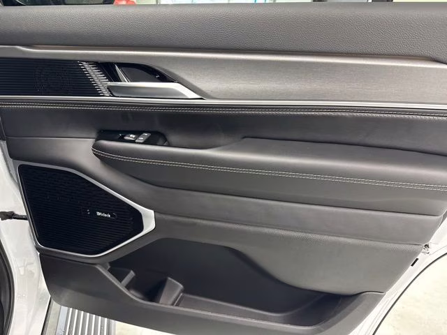 2026 Bright White Clearcoat Jeep Grand Wagoneer Limited 4X4 SUV