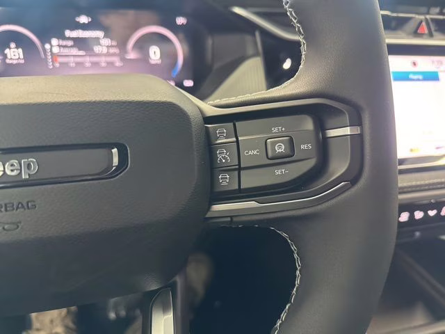 2026 Sting-Gray Clearcoat Jeep Cherokee Laredo 4X4 SUV