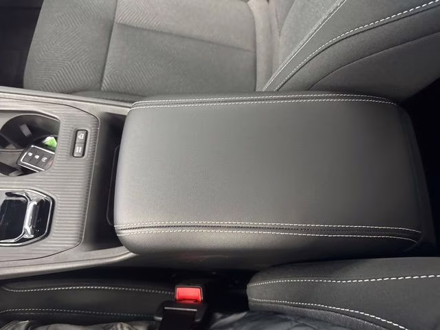 2026 Sting-Gray Clearcoat Jeep Cherokee Laredo 4X4 SUV