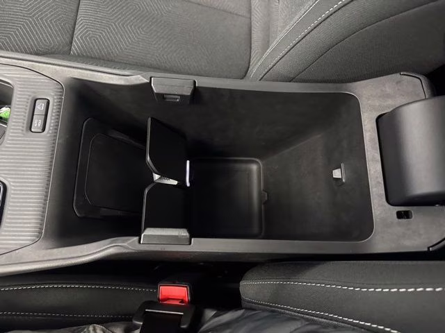 2026 Sting-Gray Clearcoat Jeep Cherokee Laredo 4X4 SUV