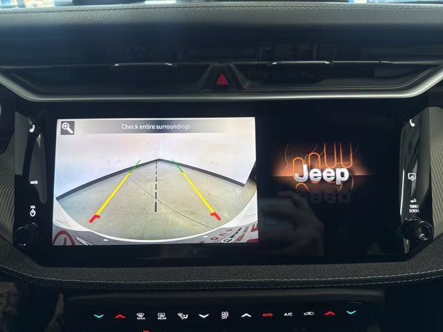 2026 Sting-Gray Clearcoat Jeep Cherokee Laredo 4X4 SUV