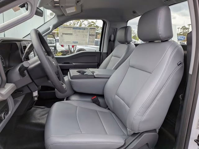 2026 Oxford White Ford Super Duty F-550 DRW XL 4X4 Truck