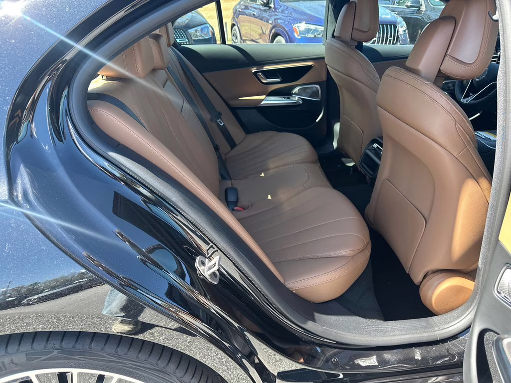 2026 Obsidian Black Metallic Mercedes-Benz E-Class E 350 AWD Sedan