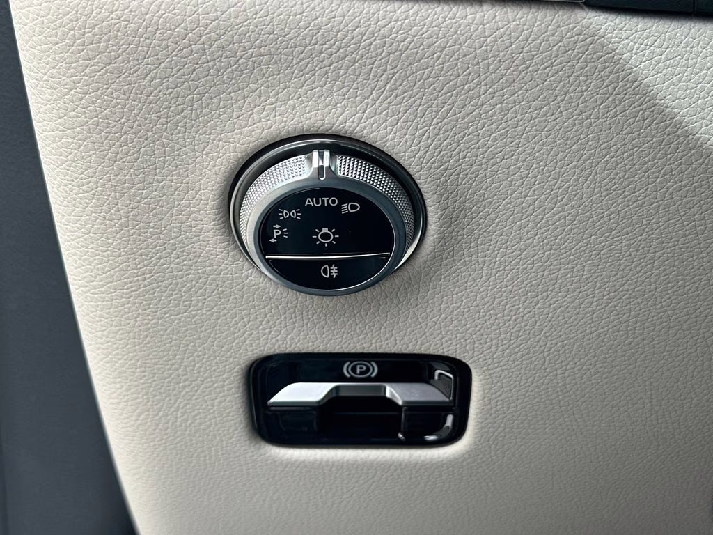 2026 Moonlight Mercedes-Benz GLC GLC 300 AWD SUV