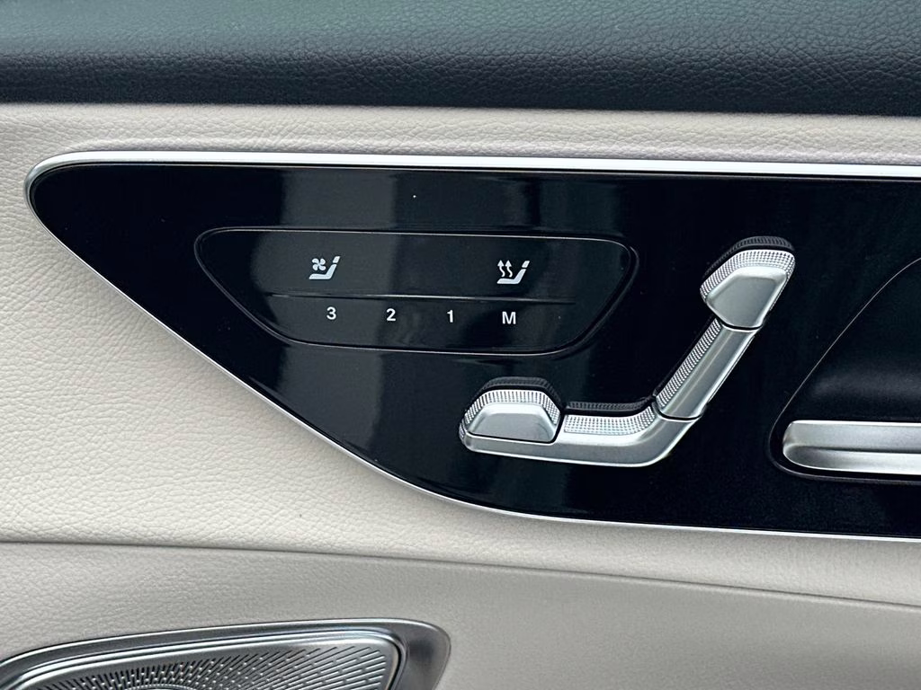 2026 Polar White Mercedes-Benz GLC GLC 350e AWD SUV