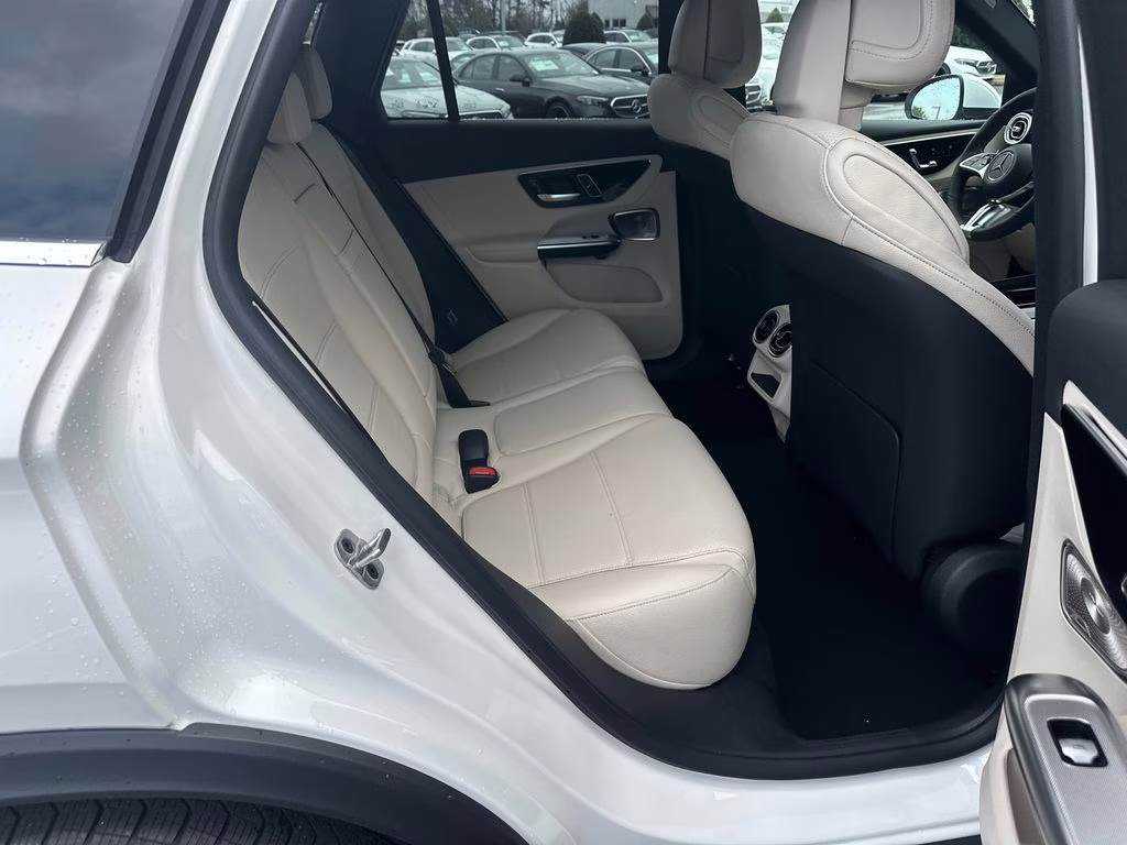 2026 Polar White Mercedes-Benz GLC GLC 350e AWD SUV