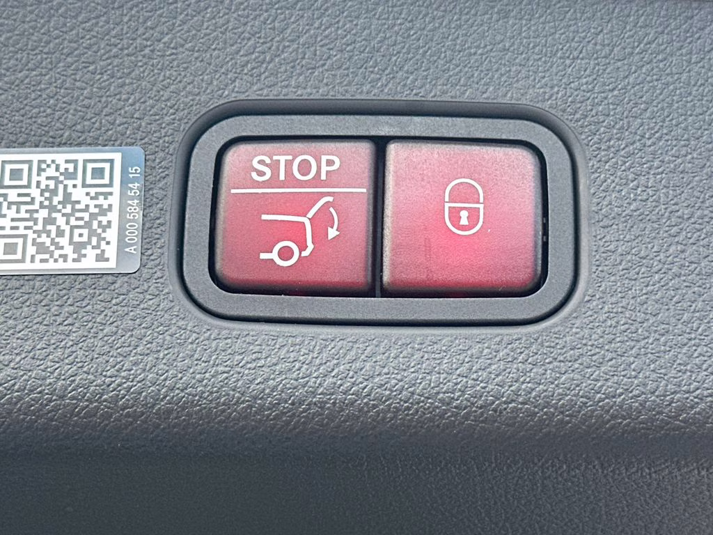 2026 Polar White Mercedes-Benz GLC GLC 350e AWD SUV