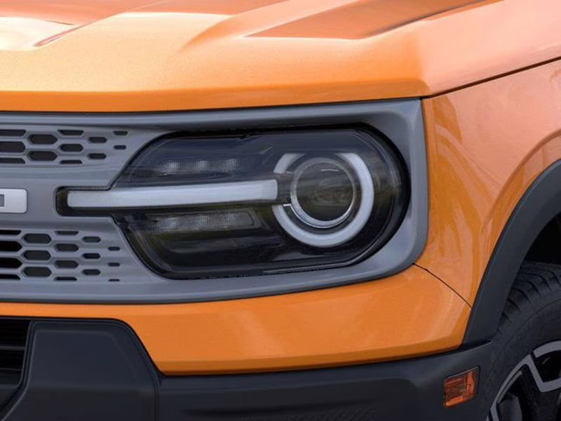 2026 Orange Fury Metallic Tri-Coat Ford Bronco Sport Outer Banks 4X4 SUV
