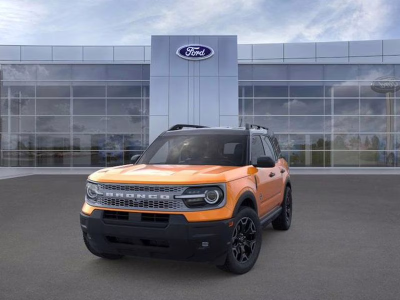 2026 Orange Fury Metallic Tri-Coat Ford Bronco Sport Outer Banks 4X4 SUV
