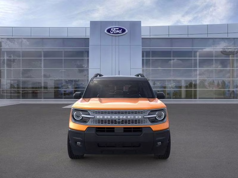 2026 Orange Fury Metallic Tri-Coat Ford Bronco Sport Outer Banks 4X4 SUV