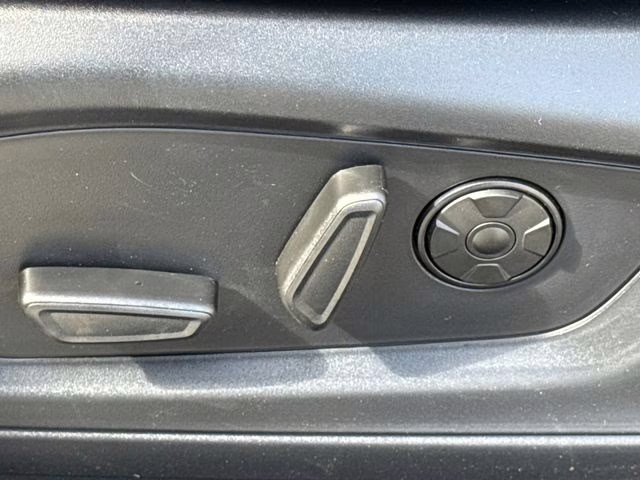 2026 White Ford Explorer Platinum RWD SUV