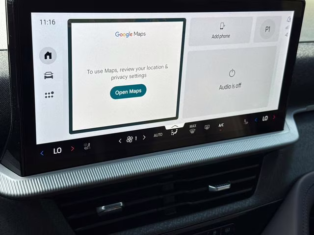 2026 White Ford Explorer Platinum RWD SUV