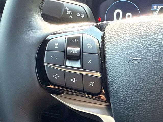 2026 White Ford Explorer Platinum RWD SUV