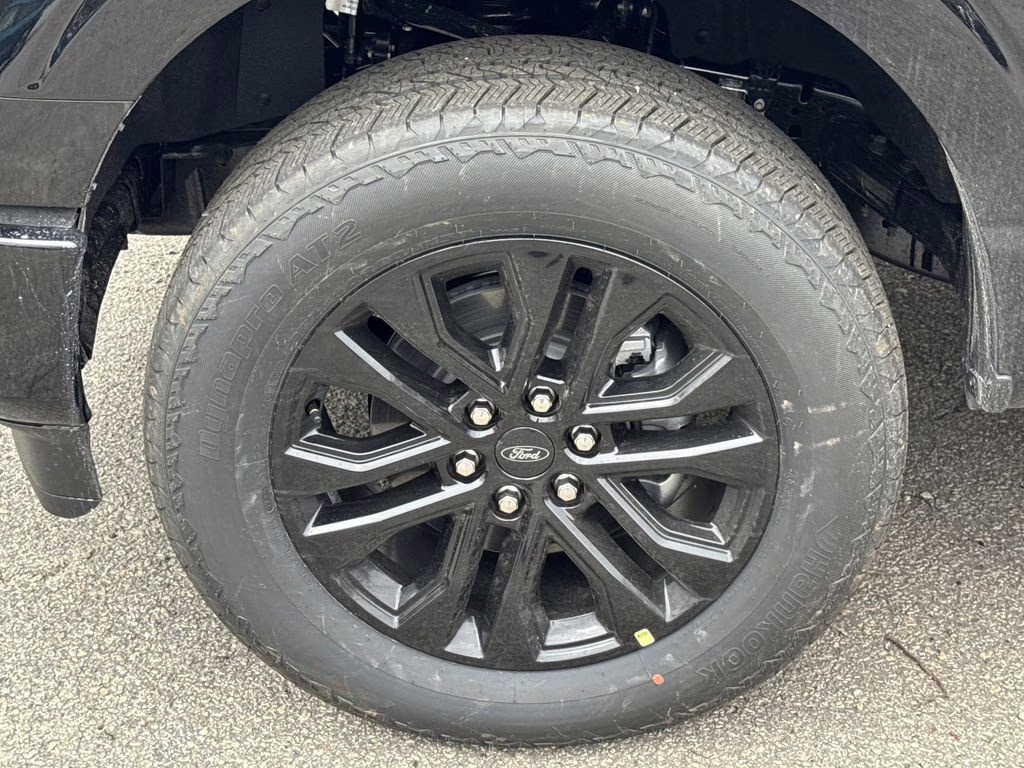 2026 Agate Black Metallic Ford F-150 Lariat 4X4 Truck