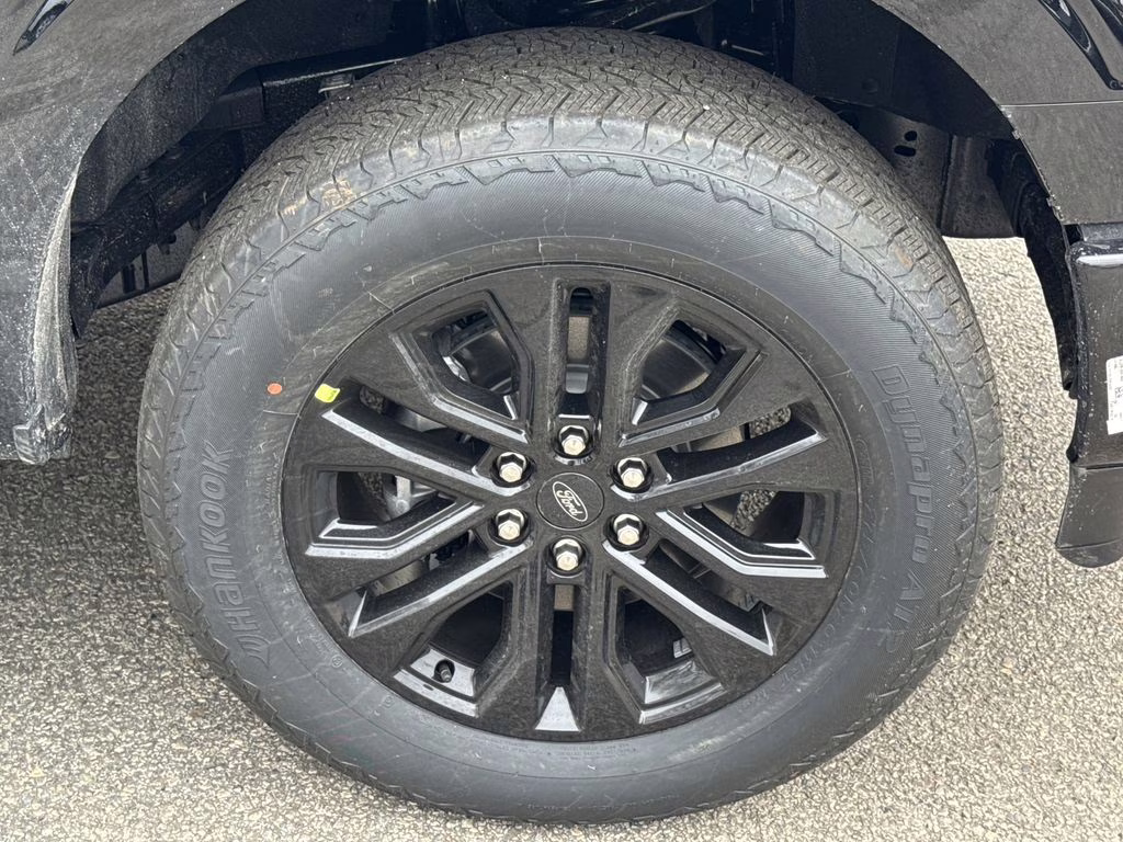 2026 Agate Black Metallic Ford F-150 Lariat 4X4 Truck