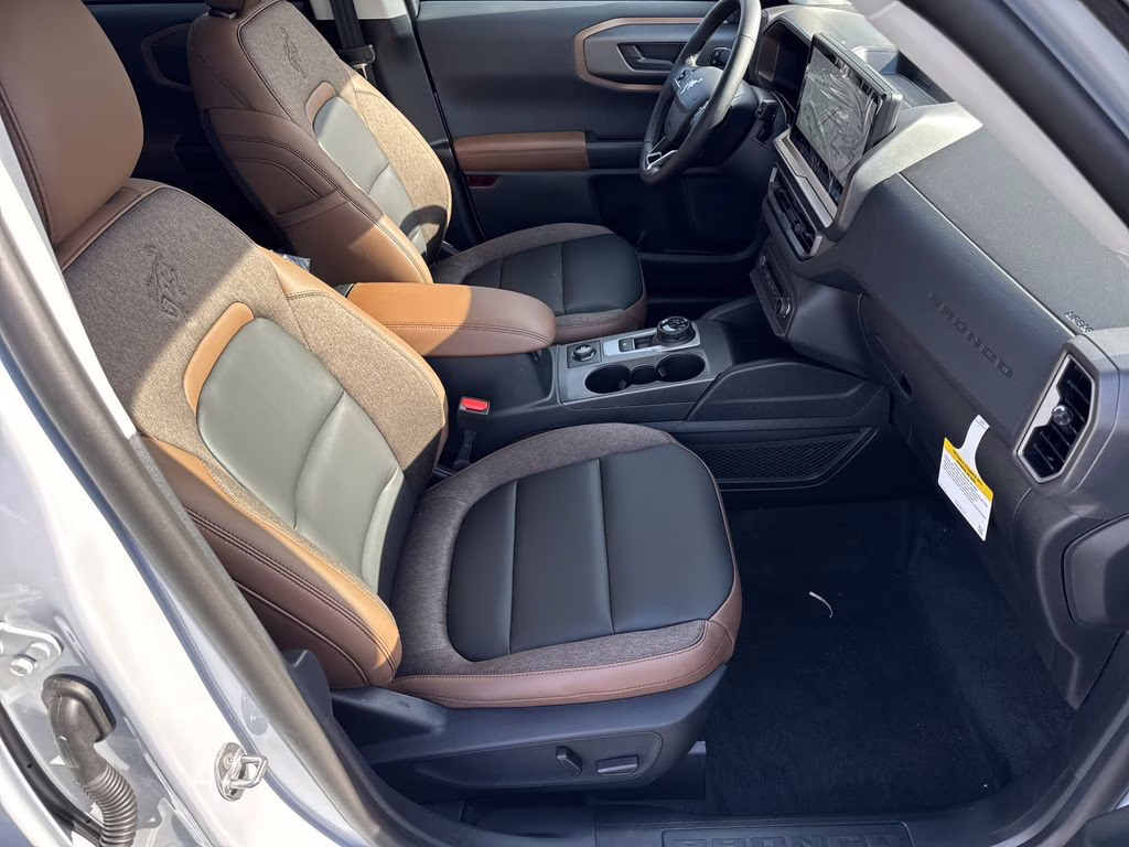 2026 Space White Metallic Ford Bronco Sport Outer Banks 4X4 SUV