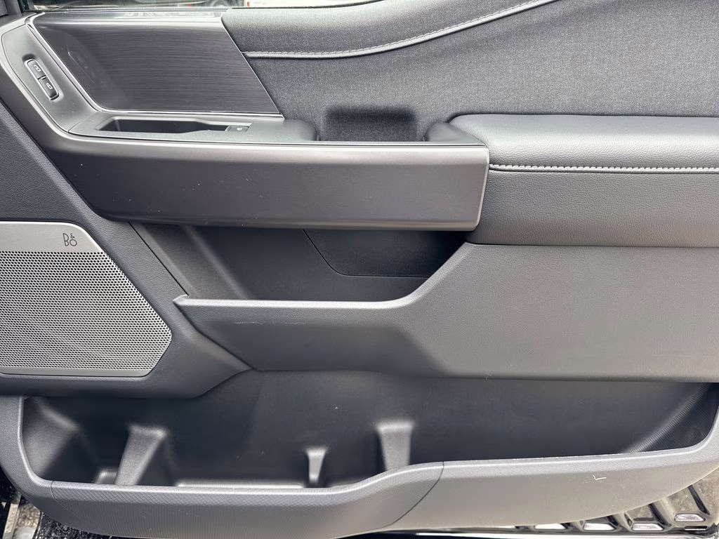 2026 Agate Black Metallic Ford F-150 Lariat 4X4 Truck