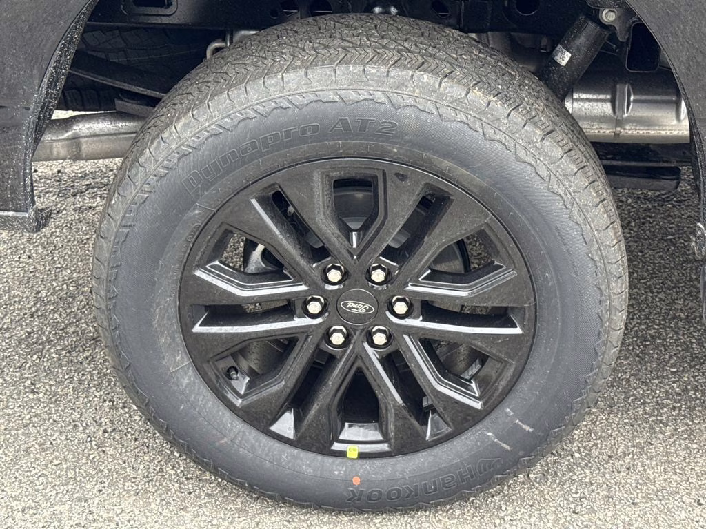 2026 Agate Black Metallic Ford F-150 Lariat 4X4 Truck