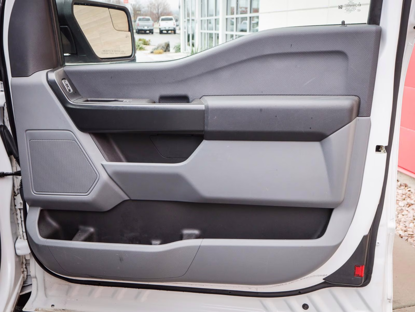 2022 Oxford White Ford F-150 XL 4X4 Truck