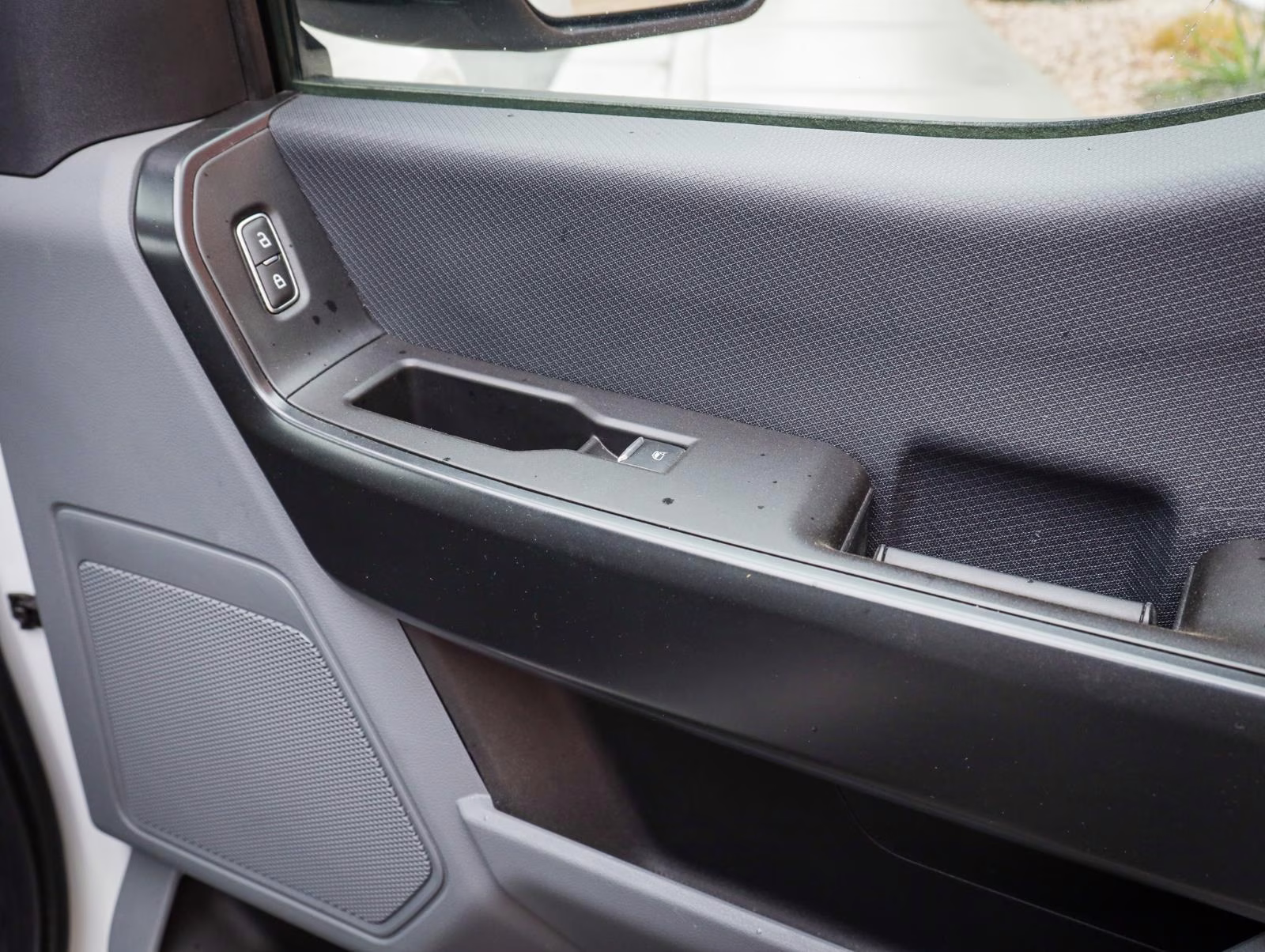 2022 Oxford White Ford F-150 XL 4X4 Truck