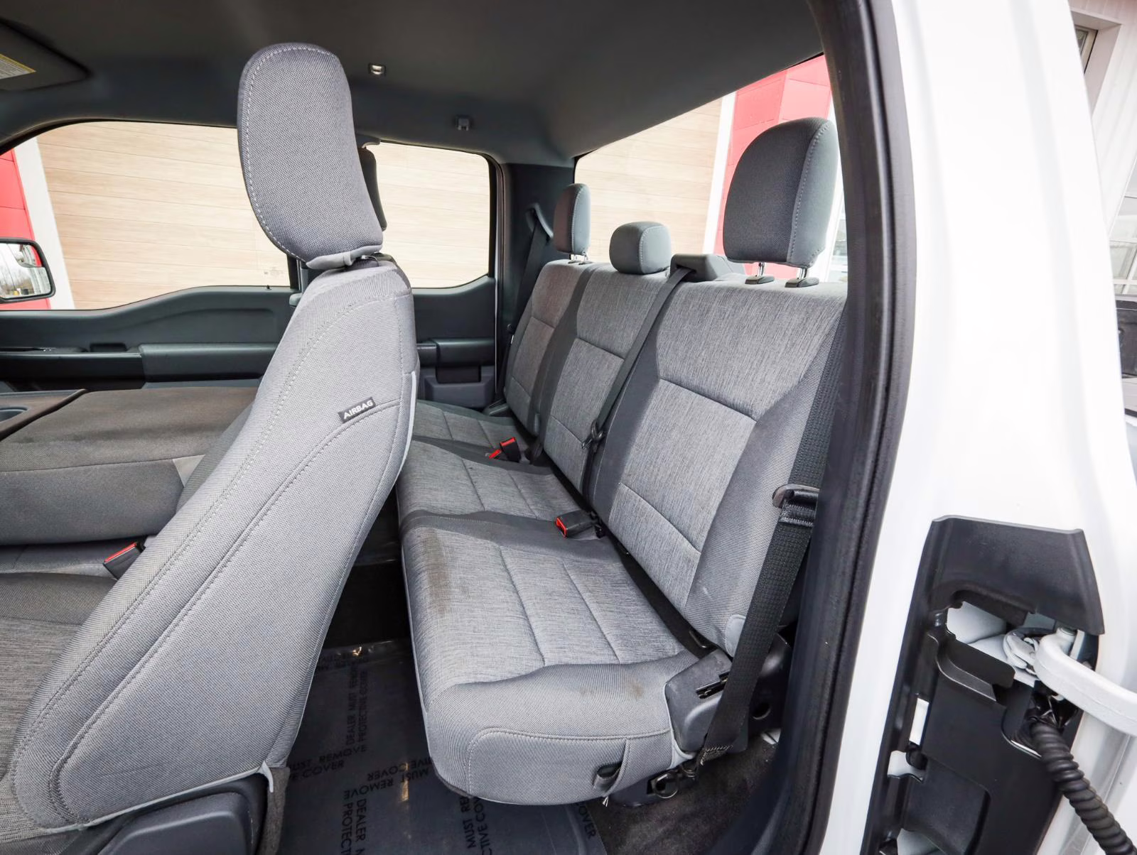 2022 Oxford White Ford F-150 XL 4X4 Truck