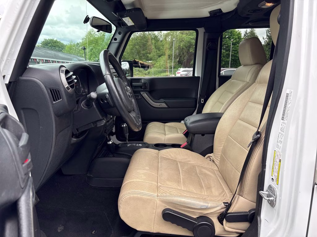 2012 Bright White Clearcoat Jeep Wrangler Unlimited Sport 4X4 SUV