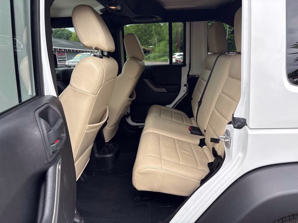 2012 Bright White Clearcoat Jeep Wrangler Unlimited Sport 4X4 SUV