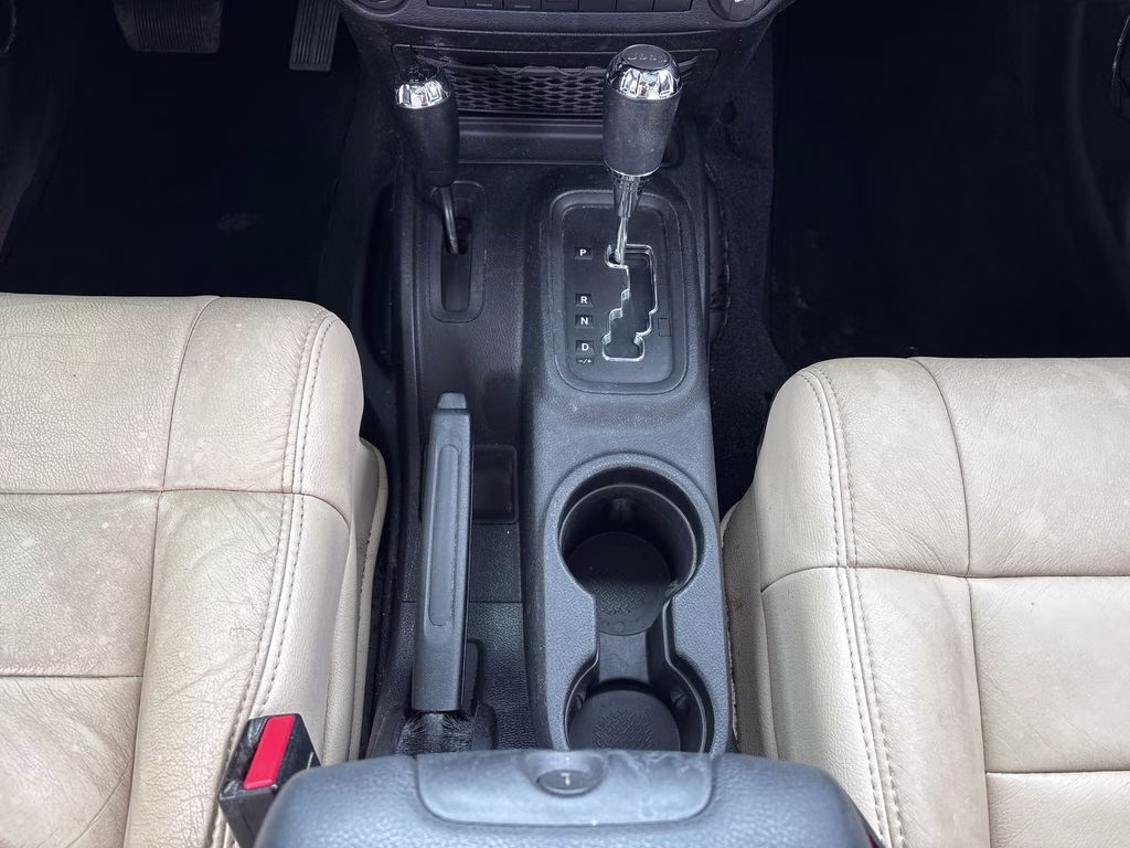 2012 Bright White Clearcoat Jeep Wrangler Unlimited Sport 4X4 SUV