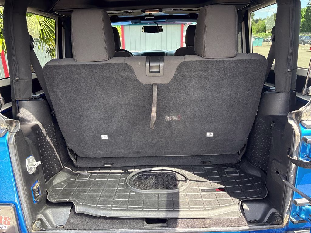 2015 Hydro Blue Pearl Coat Jeep Wrangler Willys Wheeler 4X4 SUV