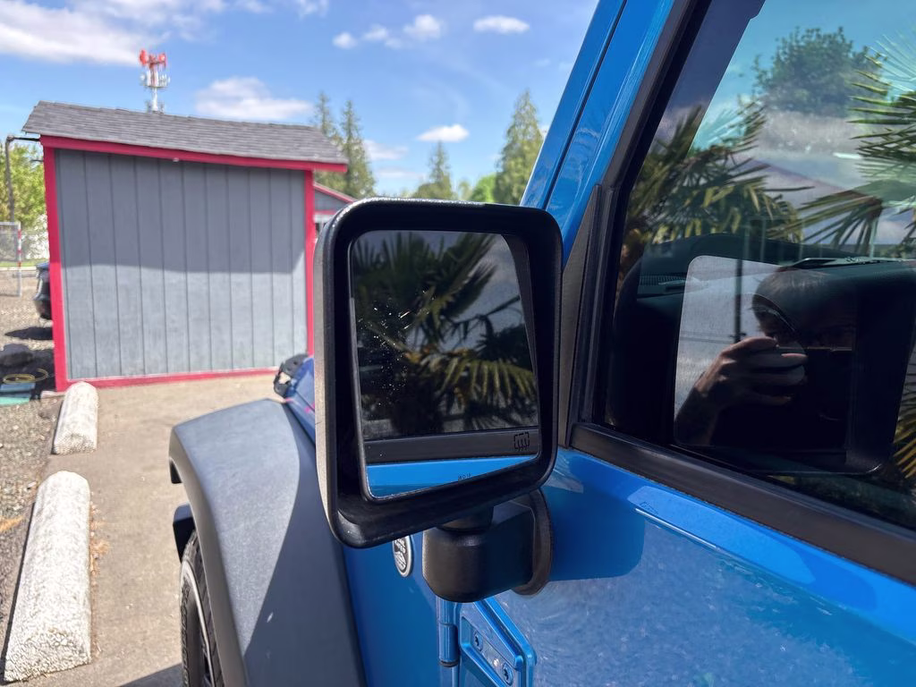 2015 Hydro Blue Pearl Coat Jeep Wrangler Willys Wheeler 4X4 SUV