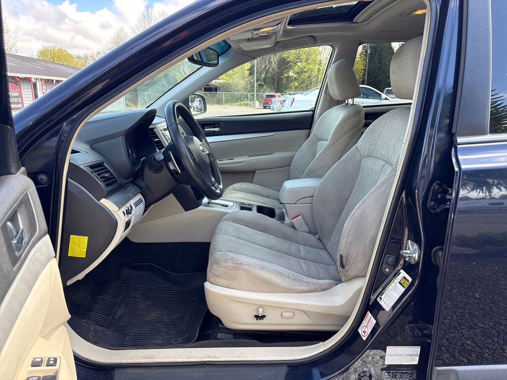 2012 Deep Indigo Pearl Subaru Outback 2.5i Premium AWD Crossover
