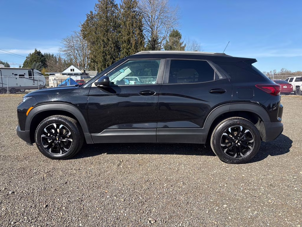 2021 Mosaic Black Metallic Chevrolet Trailblazer LT AWD SUV