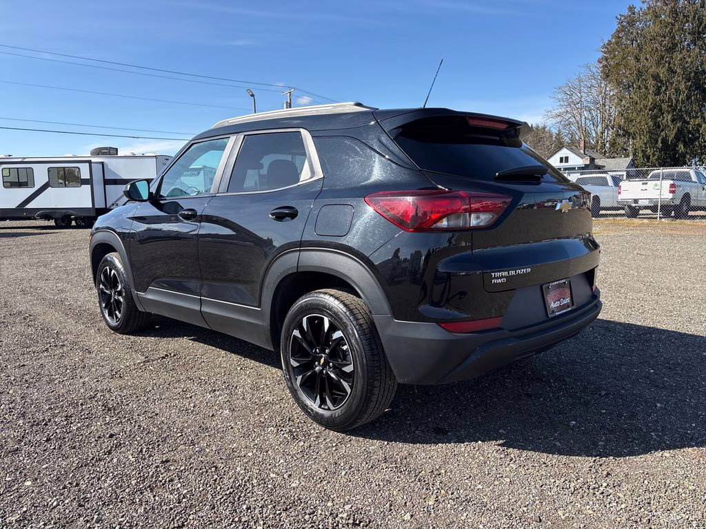 2021 Mosaic Black Metallic Chevrolet Trailblazer LT AWD SUV