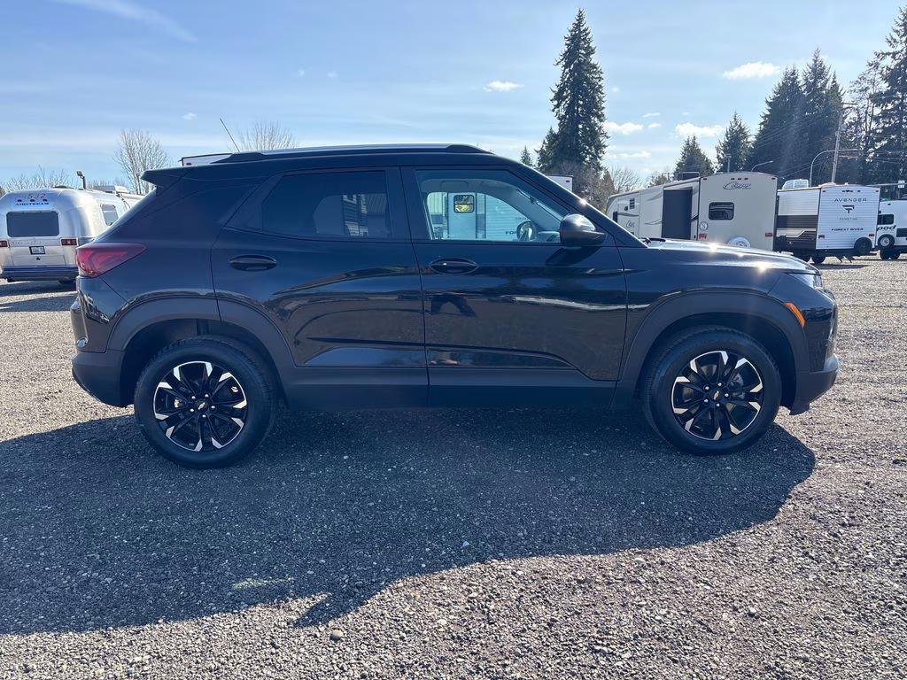 2021 Mosaic Black Metallic Chevrolet Trailblazer LT AWD SUV