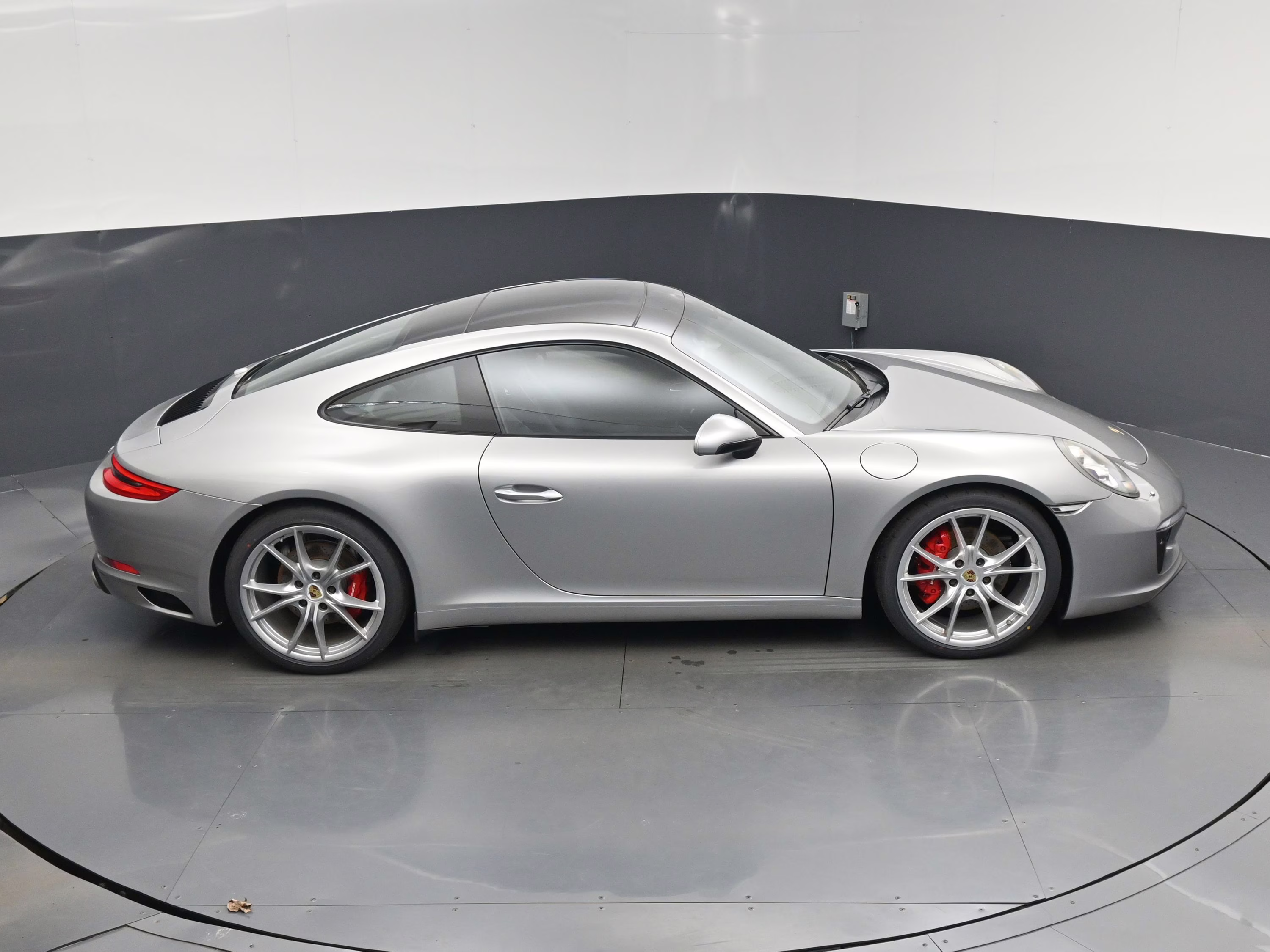 2017 Silver Porsche 911 Carrera Coupe
