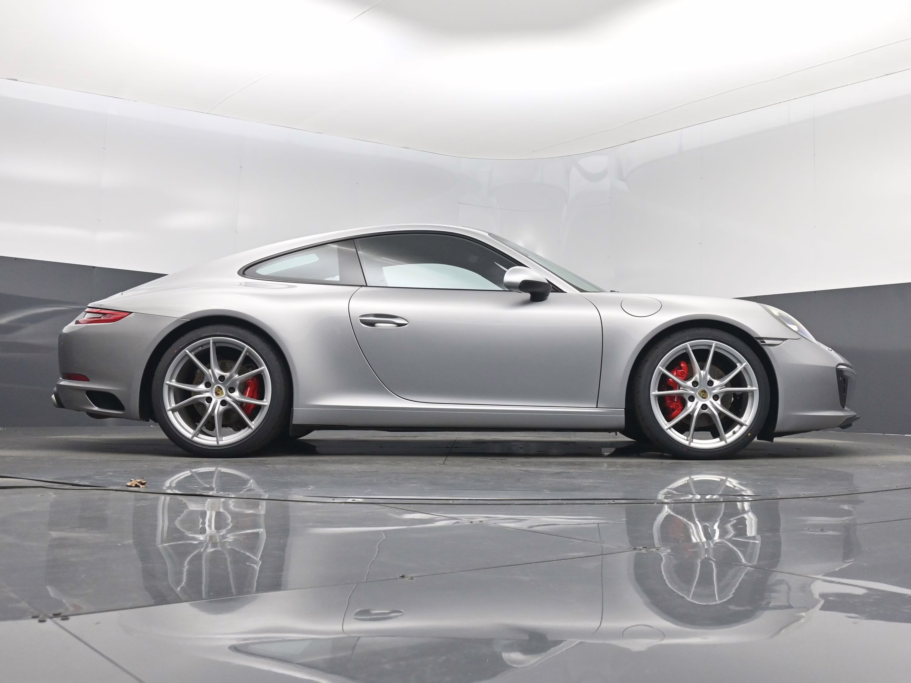 2017 Silver Porsche 911 Carrera Coupe