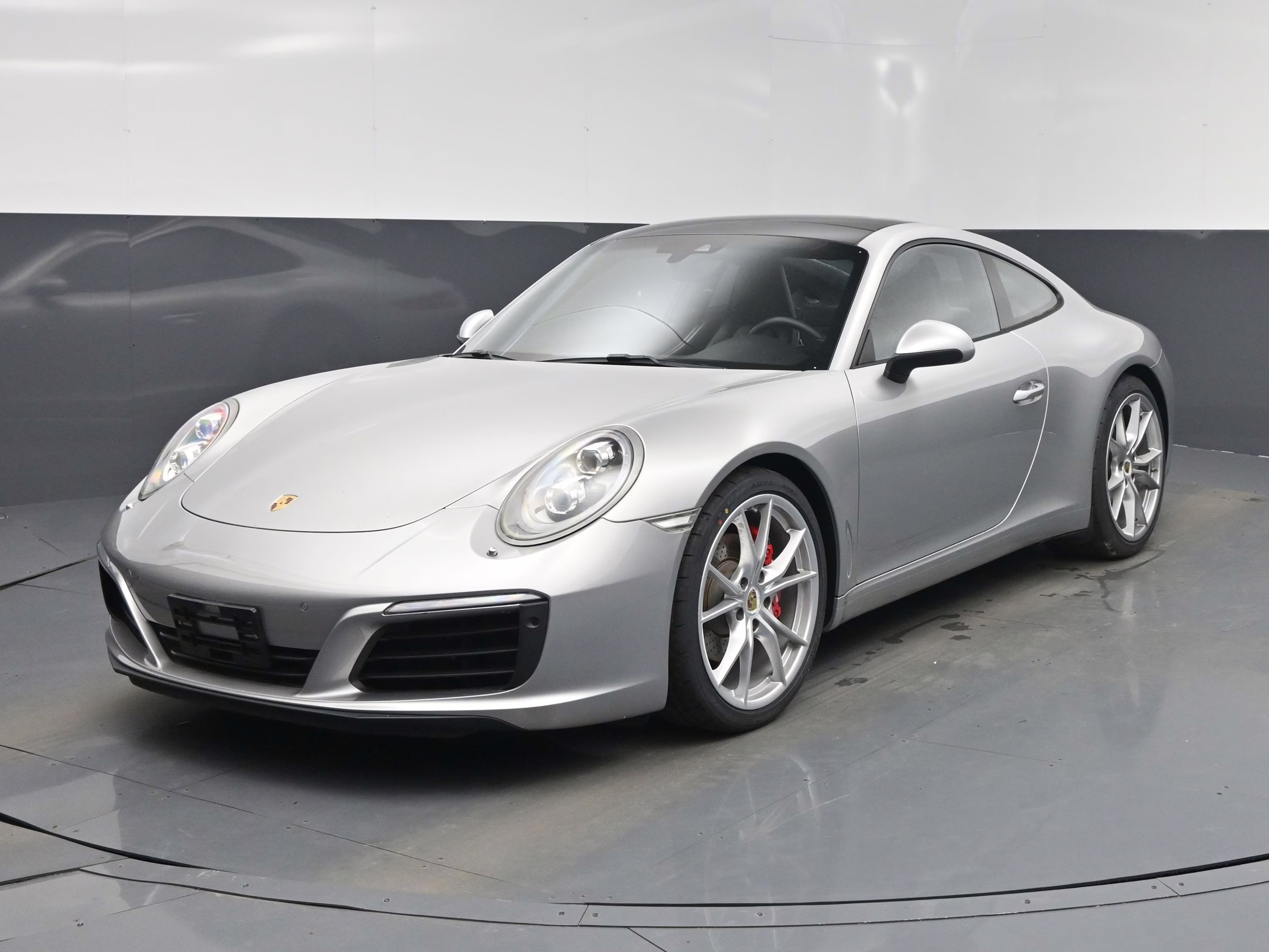 2017 Silver Porsche 911 Carrera Coupe