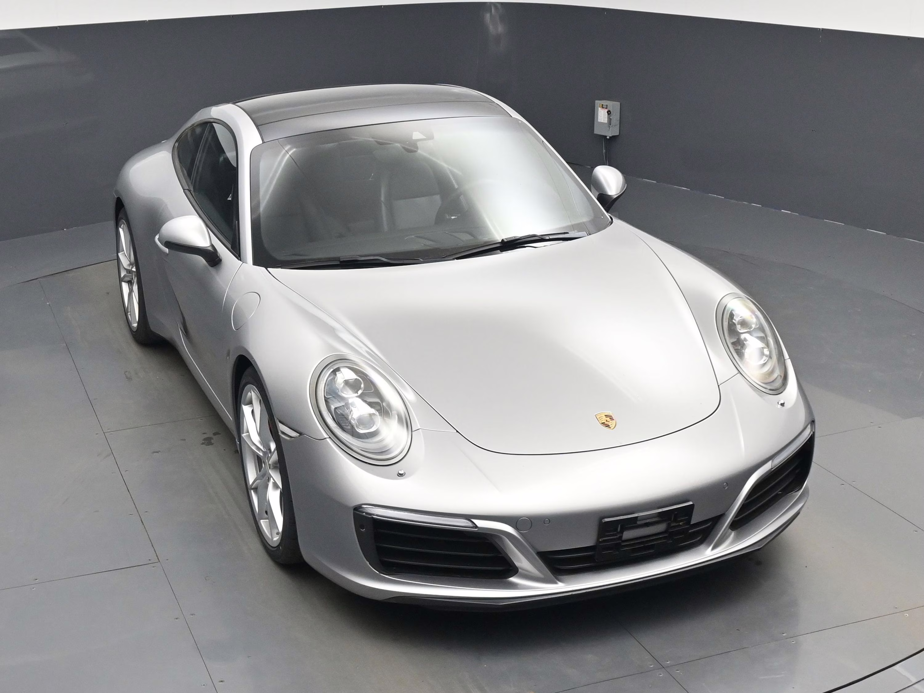 2017 Silver Porsche 911 Carrera Coupe