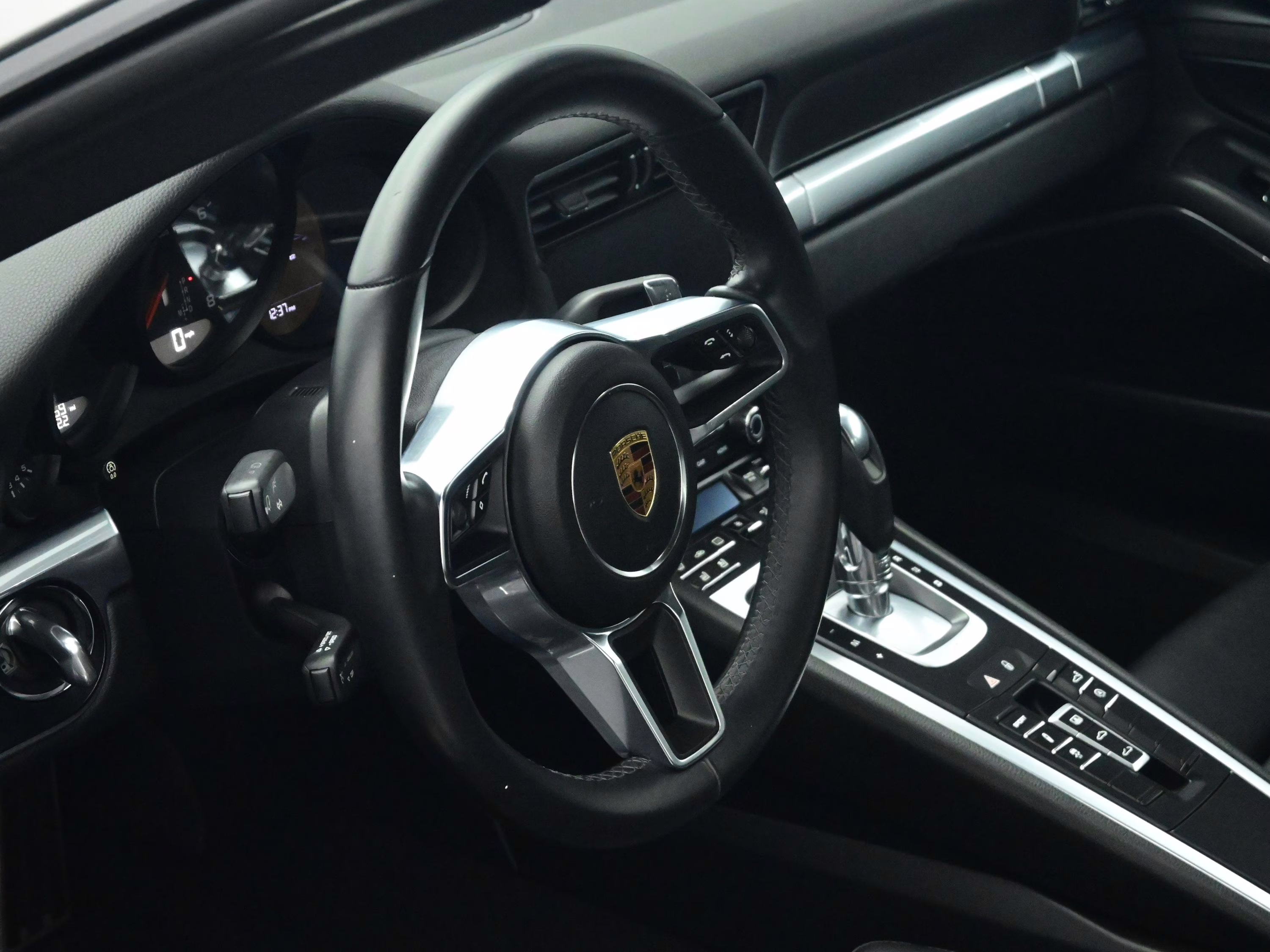 2017 Silver Porsche 911 Carrera Coupe